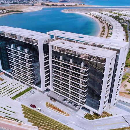 Live In The Middle Of Lagoons And Sea Ras al-Khaimah Bagian luar foto