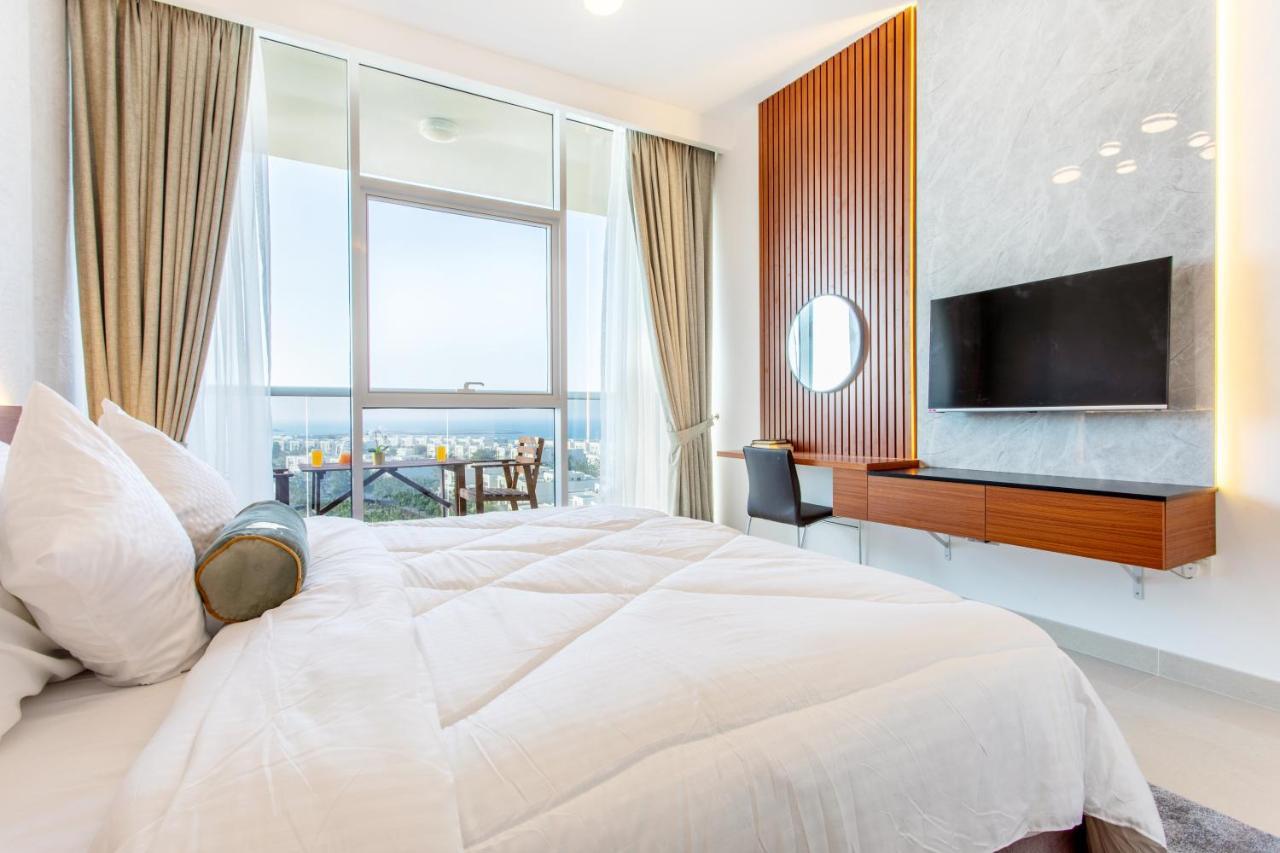 Live In The Middle Of Lagoons And Sea Ras al-Khaimah Bagian luar foto