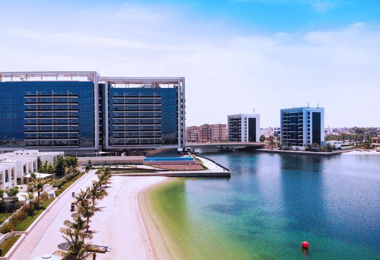 Live In The Middle Of Lagoons And Sea Ras al-Khaimah Bagian luar foto